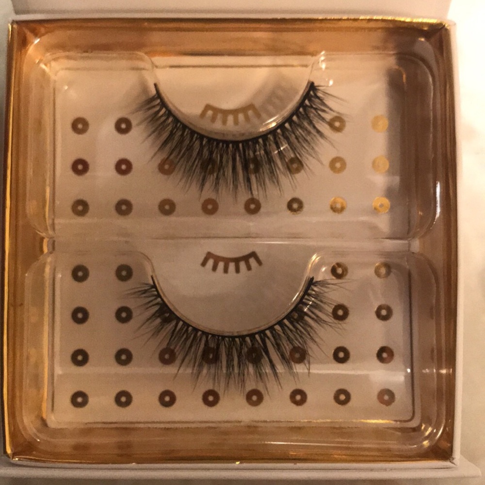 Eyelashes